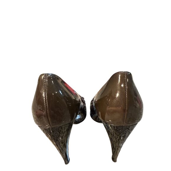 Burberry Patent Leather Brown Closed Toe Size 38 European Pre-Owned Good Cond - Picture 3 of 11